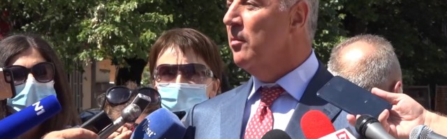 Đukanović: Sa koalicionim partnerima imamo 40 mandata