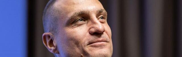 Nemanja Vidić dolazi na FON