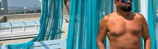 Pevač bio u braku sa muškarcem, a onda promenio stil i OSNOVAO PORODICU: Danas ima TROJE DECE i malo ko bi ga prepoznao na prvu (FOTO)