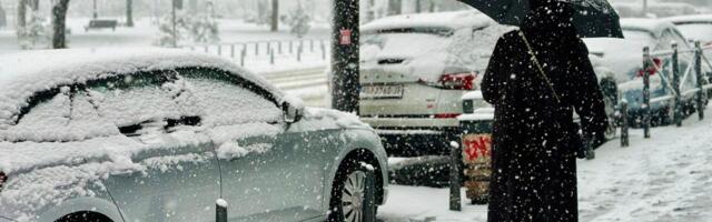 Građani da obezbede zalihe hrane i lekova unapred: Batut izdao upozorenje na žuti novo opasnosti