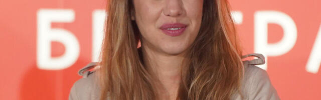 JAO, KAKO TO? Srpkinja dugo krila da se rastala s 23 godine starijim rediteljem - VEĆ 7 GODINA NI NE ŽIVE ZAJEDNO?