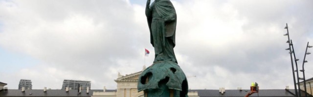 Poverenik kaznio gradonačelnika Beograda zbog skrivanja cene spomenika Stefanu Nemanji