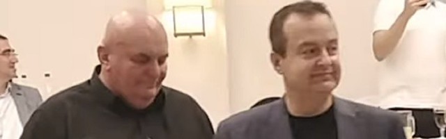 Inverzija stvarnosti vlasti ili politički aikido