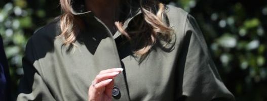 Profesionalni frizer otkrio trik Melanie Trump za savršeno isfeniranu kosu