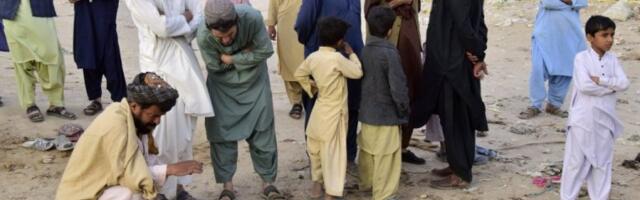 OFANZIVA TALIBANA U PAKISTANU: Napali vojni kompleks, ubili najmanje 23 vojnika, više desetina ranili ŽELE DA UNIŠTE DRŽAVU!