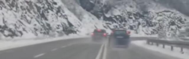 Ovako se gubi glava! Pogledajte snimak bahate vožnje na putu Zlatibor-Prijepolje: Ima li kraja ludilu? (VIDEO)