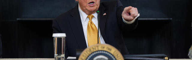 Prvo prasica, sada „ružna“: Tramp nastavlja s uvredama novinarki, ovog puta Njujork tajmsa