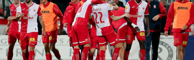 Vojvođanski derbi na "Karađorđu" pripao domaćinu, Novi Pazar za 120 sekundi srušio Napredak (Video)