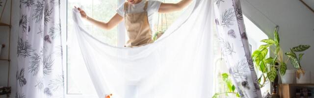 Evo koliko često treba prati zavese: Jedna stvar je ključna, a mnogi je zanemaruju!