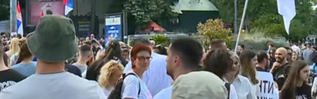 Arhiv javnih skupova: Današnji skup na Slaviji u rangu najvećih studentskih okupljanja