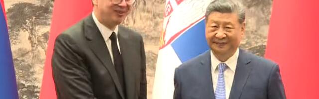 SRBIJA NIJE IZOLOVANA ZEMLJA, VEĆ VODI AKTIVNU SPOLJNU POLITIKU! Stručnjaci o Vučićevoj poseti Kini: "Gradimo odnose sa velikim silama kao što je Kina"
