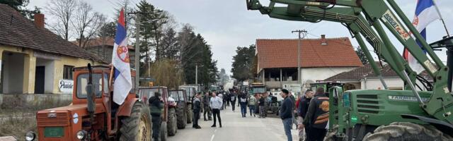 Dvanaesti dan blokada puteva u Šumadiji i Levču