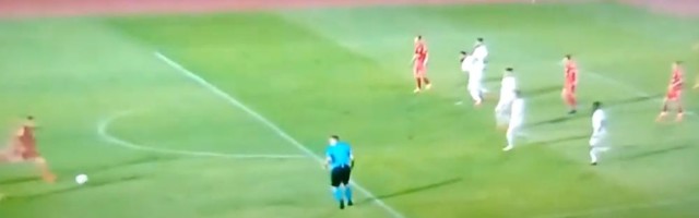 BOMBA NA ČAIRU: Radnički poveo protiv Partizana - senzacionalan gol Pantelića sa 25 metara! (VIDEO)