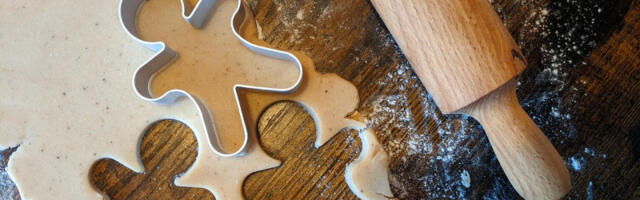 Originalni recept za čuvene keksiće od đumbira: Uz njih će vam zimski dani biti kao iz romantičnog božićnog filma (RECEPT)