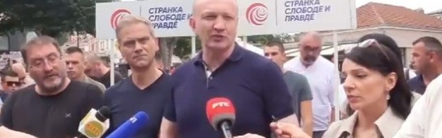 Đilas: Gospodo, jedinstvo se ne postiže na koktelu uz vino (VIDEO)