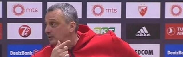 Novi "HIT RADONJIZAM": Trener na konferenciji čuo da je Zvezda dala gol u Glazgovu i poručio ovo /VIDEO/