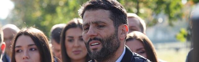 "Šapić krije probleme preko novog servisnog centra"