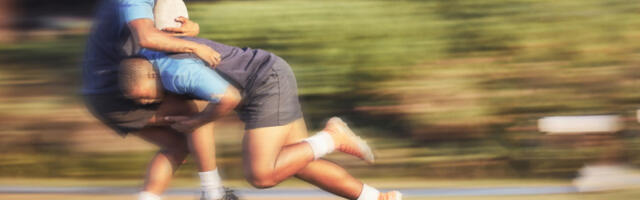 NAJBRUTALNIJI SPORT DO SADA: Ovo nije tuča, već pokušaj ubistva - jedan pogrešan potez vodi pravo u smrt! (VIDEO)