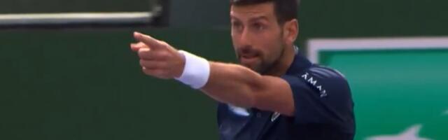 "Je**te, šta čekaš koju pi**u materinu?!" Đoković psovao svoj tim na srpskom: Neverovatan si, majke mi /VIDEO/