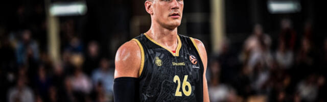 NEDOVIĆ GLEDA I NE VERUJE! Srbinu se ovo nikad nije desilo! Poznati svi učesnici plej-ofa Evrolige!