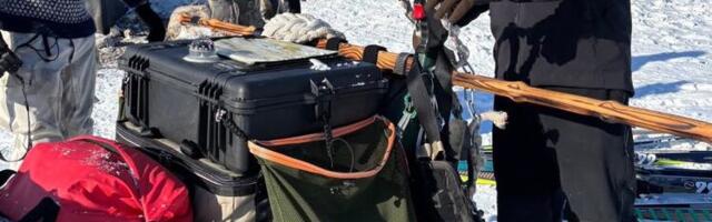 JASNA PORUKA TRAMPU: Danski kralj prešao Grenland u psećim sankama! "Nikad mi nije dosta Grenlanda" (FOTO)