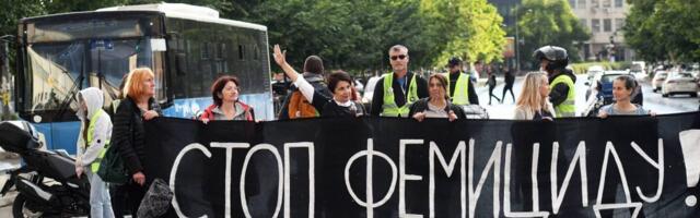 “Žene za promene”: Na Trgu slobode u Novom Sadu protestna akcija protiv femicida