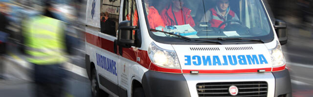 HOROR! OTAC TRAKTOROM PREGAZIO DETE! Evo šta se desilo SEKUND pre JEZIVE NESREĆE u DVORIŠTU U GROCKOJ