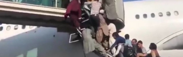 Najpotresniji tovar: Očajni Avganistanci su napunili avion i pilot je morao da presudi hoće li ih osuditi na smrt