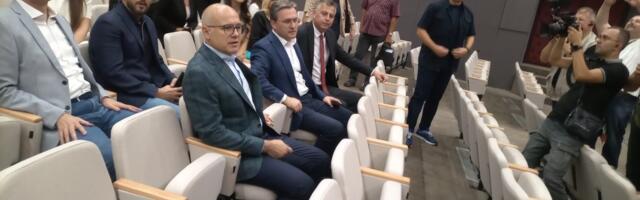 Predsednik Vlade Srbije Miloš Vučević  sa ministrima kulture i javnih ulaganja i gradonačelnikom Pirota otvorio moderan Kulturni centar u samom centru grada