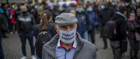 Češka: U Pragu protesti zbog restriktivnih mjera