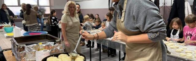 Deci prenosimo tradiciju i kulturu: Manifestacija "Tradicionalna kuhinja naših familija" održana u Dalju