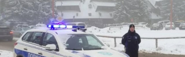 MALO SE DOPINGOVALI PA SELI ZA VOLAN Zadržani zbog vožnje pod dejstvom amfetamina i kokaina