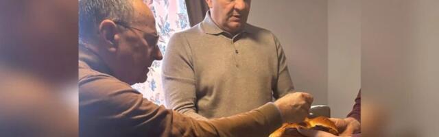 "Srećna nam slava" Pevačica postala udovica u 29. godini, sada podelila sliku pokojnog muža, stigle je emocije