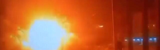 RUSI DRONOM POGODILI DEČIJE IGRALIŠTE! Objavljen snimak udara, UŽAS u centru Lavova! "Pogodili su simbolično mesto" (VIDEO)