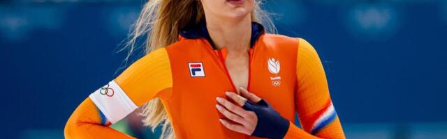 POTEZ VREDAN MILION DOLARA! Osvojila olimpijsko zlato, pa raskopčala kombinezon i "istopila led" - bila je silno motivisana da pokaže svoj grudnjak!