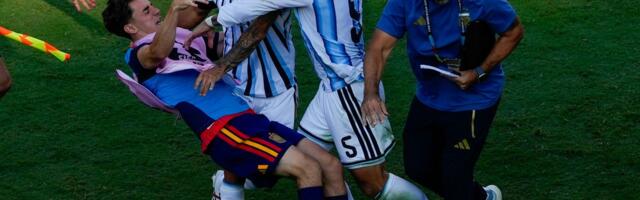 Novi FIFA skandal posle finala Mundijala: Posle tuče, Argentincu "izbrisan" crveni karton
