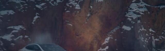 Finski jutjuber digao Tesla automobil u vazduh zbog neisplative popravke