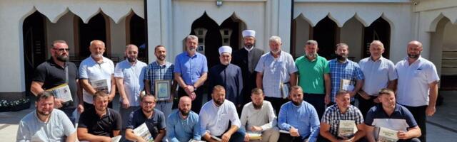 Predsjednik Mešihata dodjelio nagrade najuspješnijim imamima Medžlisa IZ-e Tutin