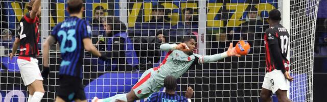 INTER – MILAN Dve stative, niko ne može da veruje kako ovde nema golova!