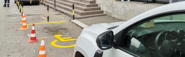 Postavljena prva personalizovana parking mesta u Nišu za osobe sa invaliditetom