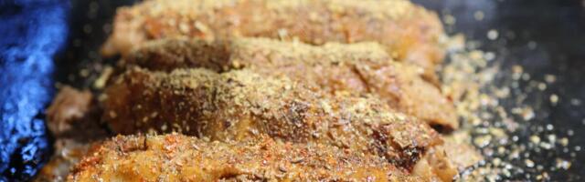 Kako pržiti ribu da se ne raspadne i ne zalepi za tiganj? Samo 1 trik provereno radi, a domaćice za njega ne znaju