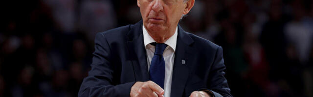 ZGODNA, MLADA I BAŠ ATRAKTIVNA! Ko je novinarka kojoj je Kari Pešić tražio broj telefona? PAMTE JE I NAVIJAČI PO...