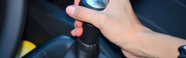 Ovo slovo na menjaču buni mnoge: Razlikuje se u zavisnosti od modela, a mnogo doprinosi