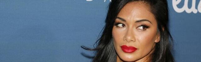 Nikol Šerzinger u providnom: Šta je pitala? (VIDEO)