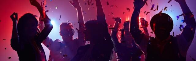 Kako se obući za 10, 20 i 30 godina mature