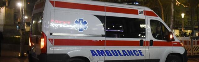 Dve osobe ubodene nožem kod kafane na Voždovcu