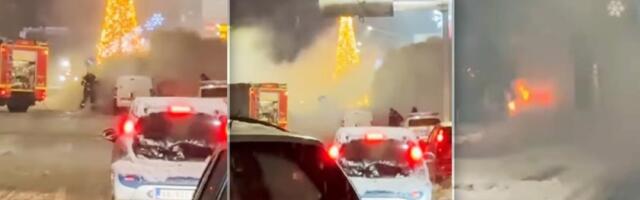 Buktinja u Vrnjačkoj Banji: Izgoreo automobil u centru grada (VIDEO)