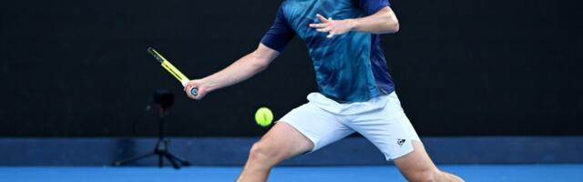 Kecmanović pao posle preokreta – stao pred polufinalom