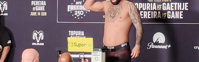 Šokantno! Izašao na vagu pred UFC u Beloj kući, pa povraćao po sebi!