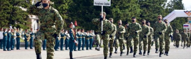 SRBIJA MORA VRATITI VOJNI ROK, NIJE TO PITANJE TREBA LI, ILI NE! Stopiranje redovnog služenja vojske jedna je od NAJVEĆIH PREVARA NAŠEG NARODA!